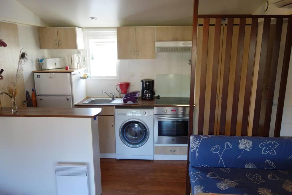 Mobil Home Sur La Cote Landaise Saint-Julien-en-Born Exterior foto